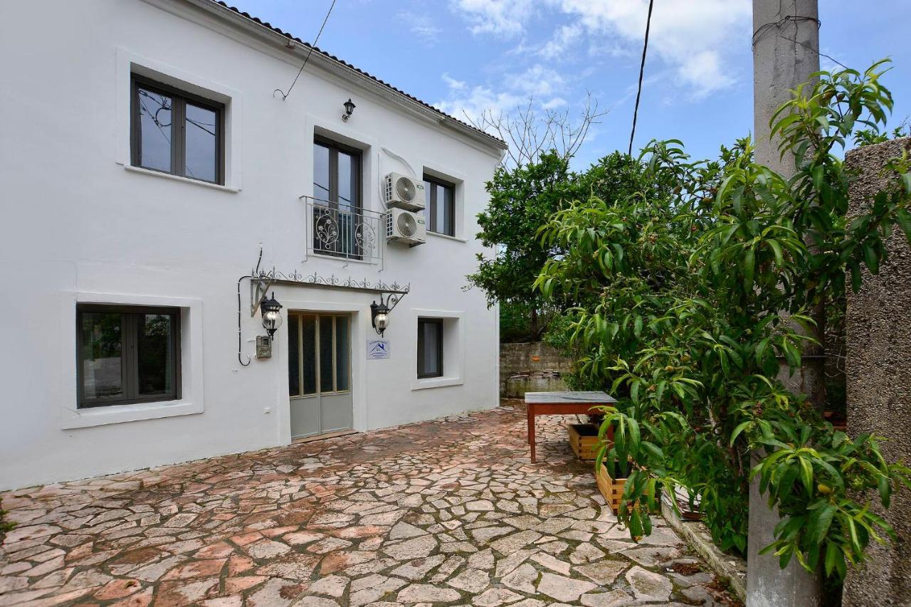 Villa Balukas House Dragotiná Exterior foto